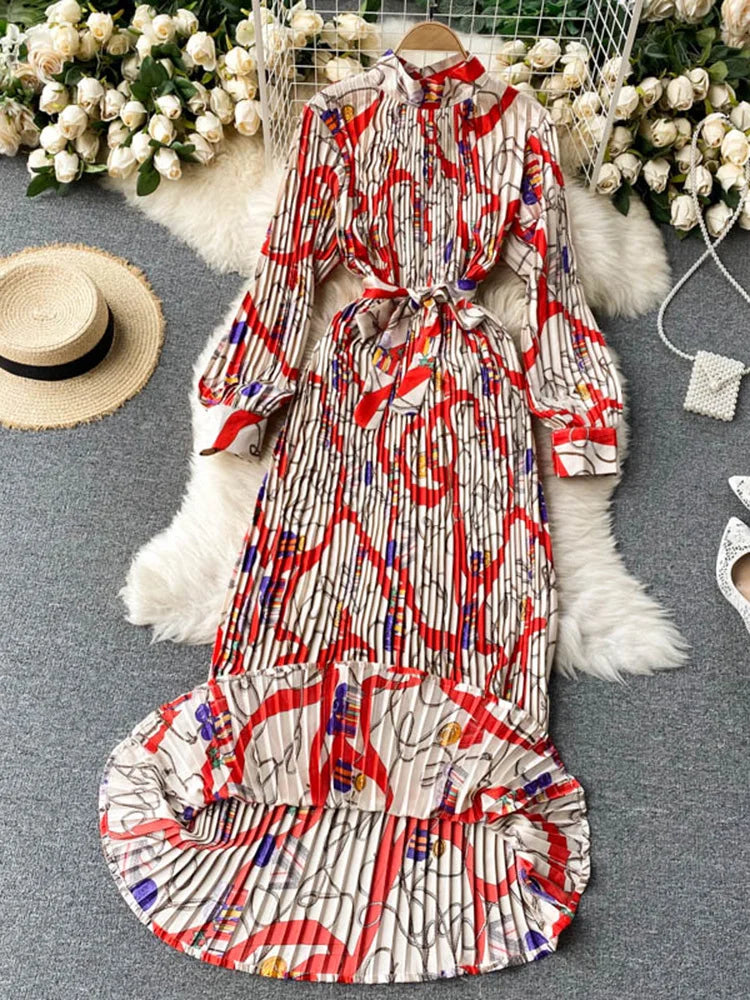 Retro Print Pleated Maxi Dress